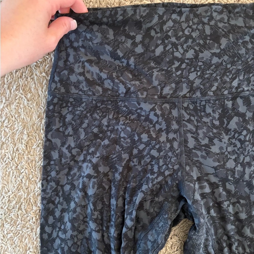 Lululemon leggings size 8